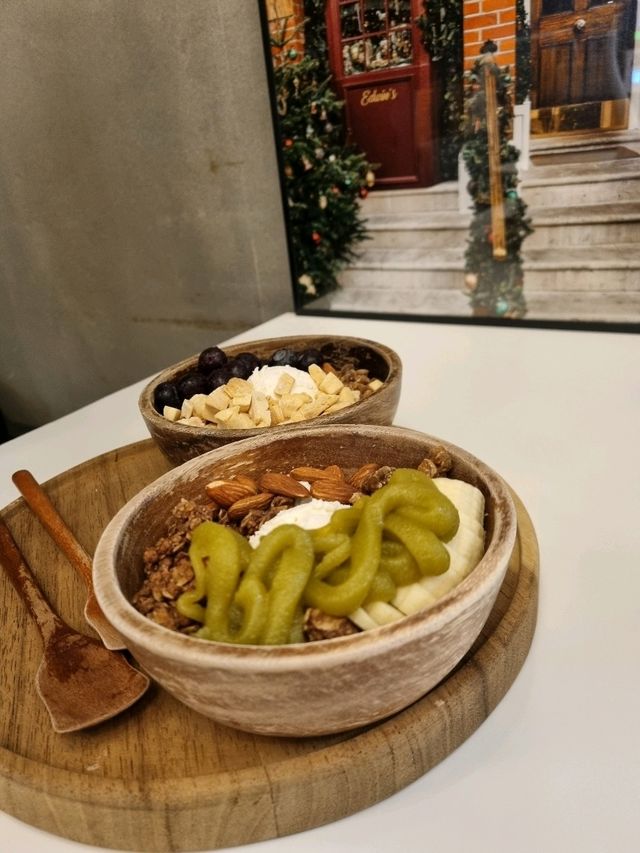 건대 한적하고 분위기 좋은 건강 요거트 맛집카페😋