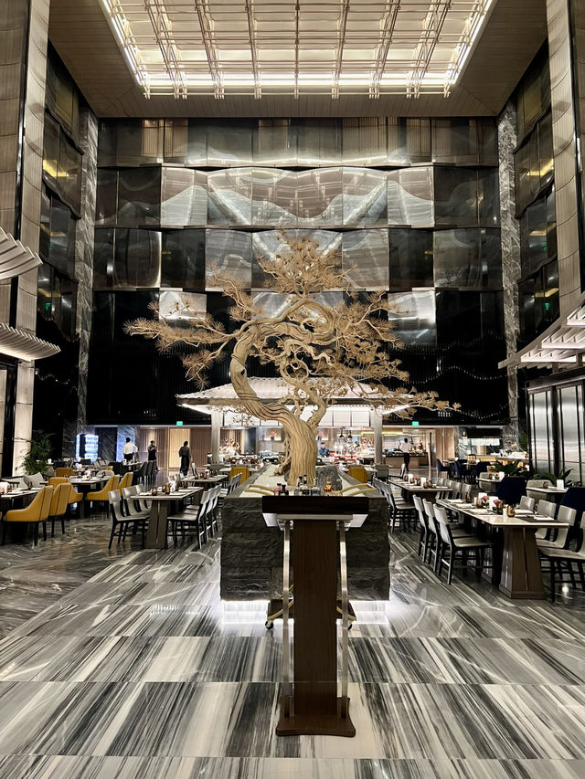 Manila Getaway: A Luxurious Stay at Okura Manila