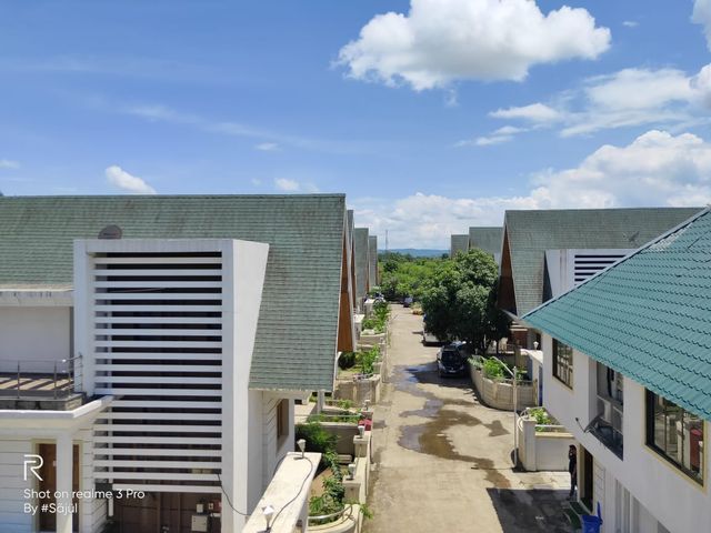 Bungalow 2 BHK, 3 BHK
