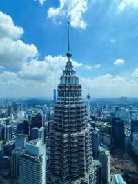 Petronas Twin Towers — The Shimmering Heart of Kuala Lumpur’s Skyline