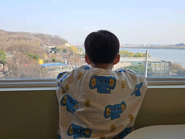 나른한 주말 아이와 함께 가기 좋은 행주산성카페 대대리135