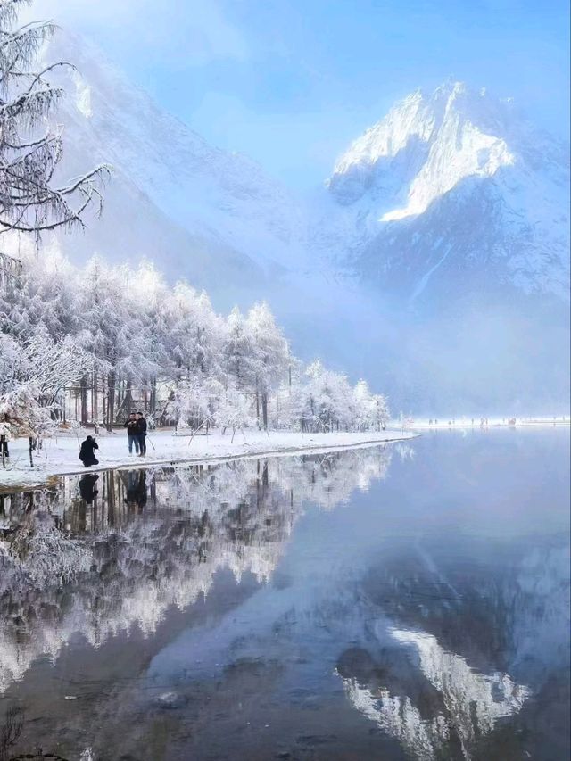 Bipenggou in Winter: A Silent Symphony of Snow and Stillness