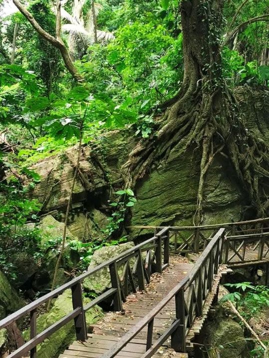 อุทยานแห่งชาติเฉลิมรัตนโกสินทร์ จังหวัดกาญจนบุรี