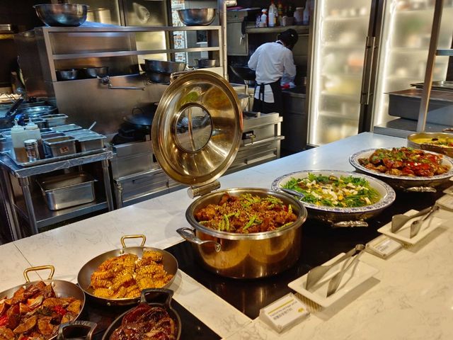 寒舍艾美酒店，探索廚房平日午餐