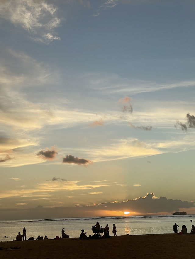 【ハワイ|ホノルル】Ala Moana Beach⛱️