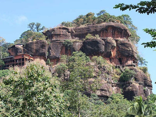 🌄🌊 BUENG KAN WEEKEND ESCAPE: Mekong Mystique & Hidden Cliffs! 