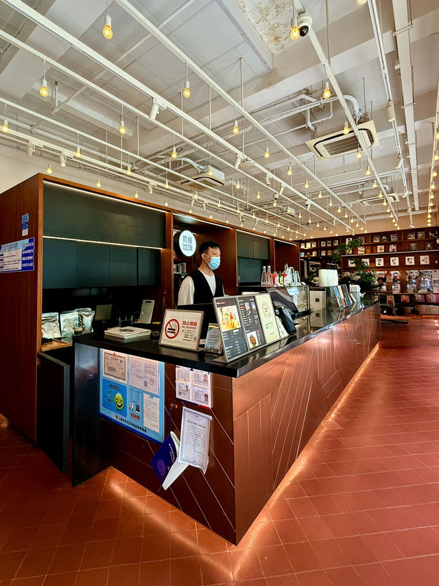 上海上生新所-蔦屋書店