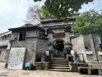 Wandering Through Longmenhao & Xiahaoli — Hidden Charm by the Yangtze