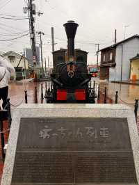 愛媛｜城市裡的「橘子電車」有138年歷史 找尋夏目漱石的坊っちゃん列車