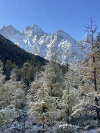 Snow Peaks & Crystal Lakes: Bipenggou