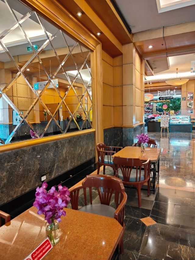 โรงแรมใบหยกสกาย