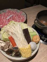 寬敞、舒適、氣派的用餐空間～