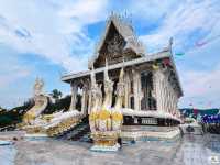 วัดเขาพลอย 