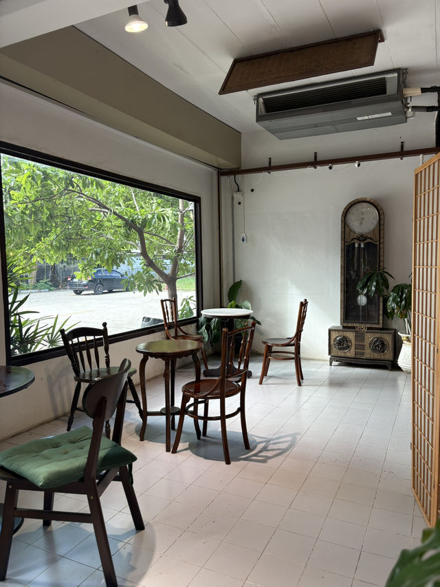  Between Coffee Roaster มหาชัย