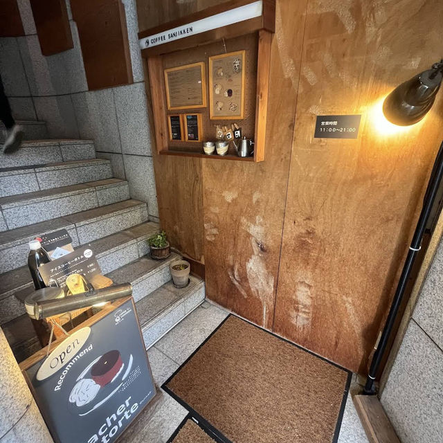 【東京/表参道🇯🇵】コーヒー専門店が運営するカフェ☕️三十間