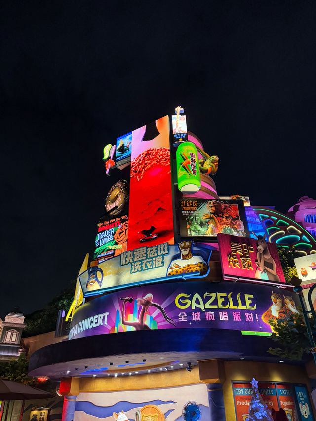 Disney land shanghai 1 วัน 9 เครื่องเล่น