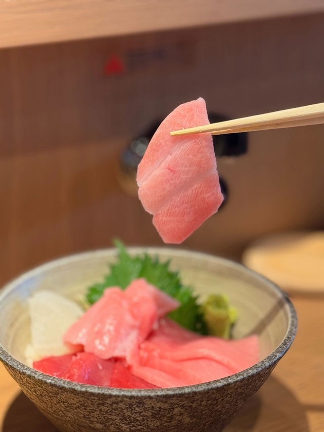 【啟德 ✦ 𝘼𝙄𝙍𝙎𝙄𝘿𝙀高級感刺身丼飯 🍣✨】
