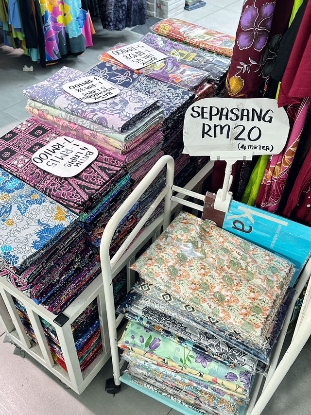 One Market to Rule Them All — Pasar Payang!