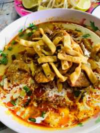 แนะนำร้านเด็ด เส้นดอยตุงสายเก่า “ข้าวซอยป้าหรอย”