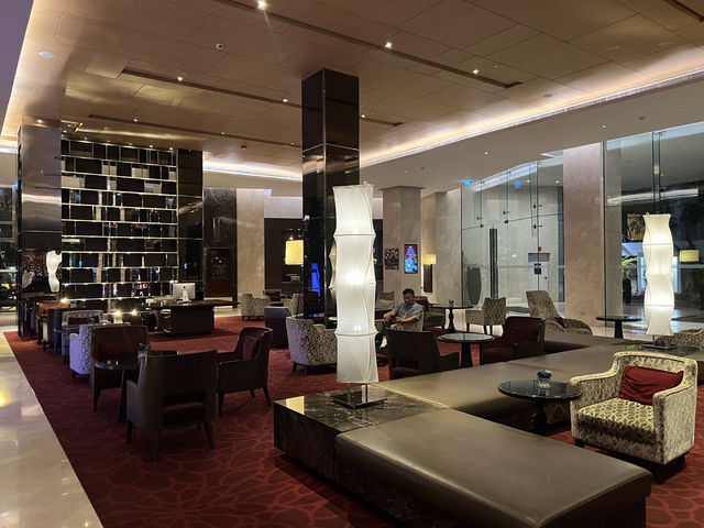 A Luxurious Urban Escape at Radisson Blu Plaza Bangkok
