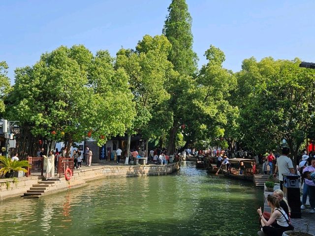 The calming water town of Zhujiajiao Ancient Town