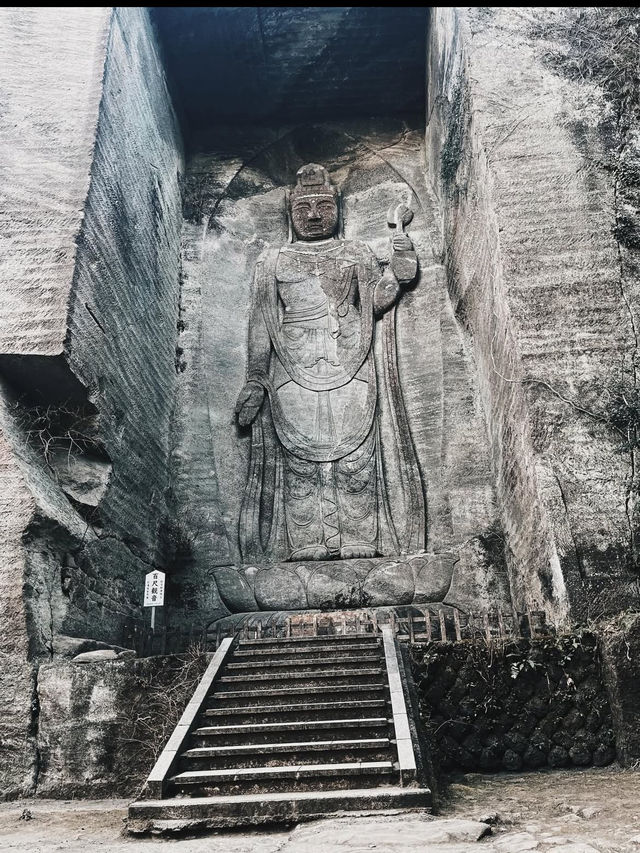 絶景と仏像の神秘「鋸山」