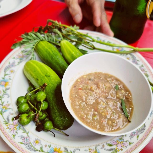 ร้านป้าแตน บุฟเฟ่ต์ข้าว-น้ำพริก ฟรี!!