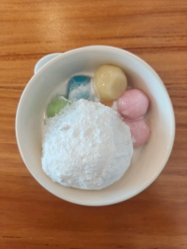 ขนมหวานชื่อดังจากเชียงใหม่ มาเปิดใกล้เมืองทองแล้ว