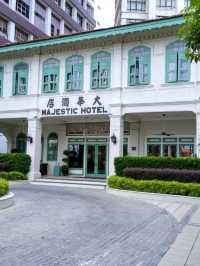 ✨🏛️ The Majestic Melaka – Vintage Vibes, Modern Comfort! 🌿💼
