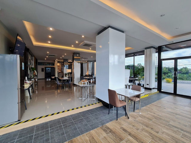 UR Hotel - ยูอาร์ โฮเทล | ที่พักในเมืองอุบล
