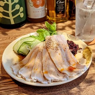 교토 | Charlie, 육각통에 위치한 감각적인 이자카야
