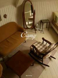 Camelia Room