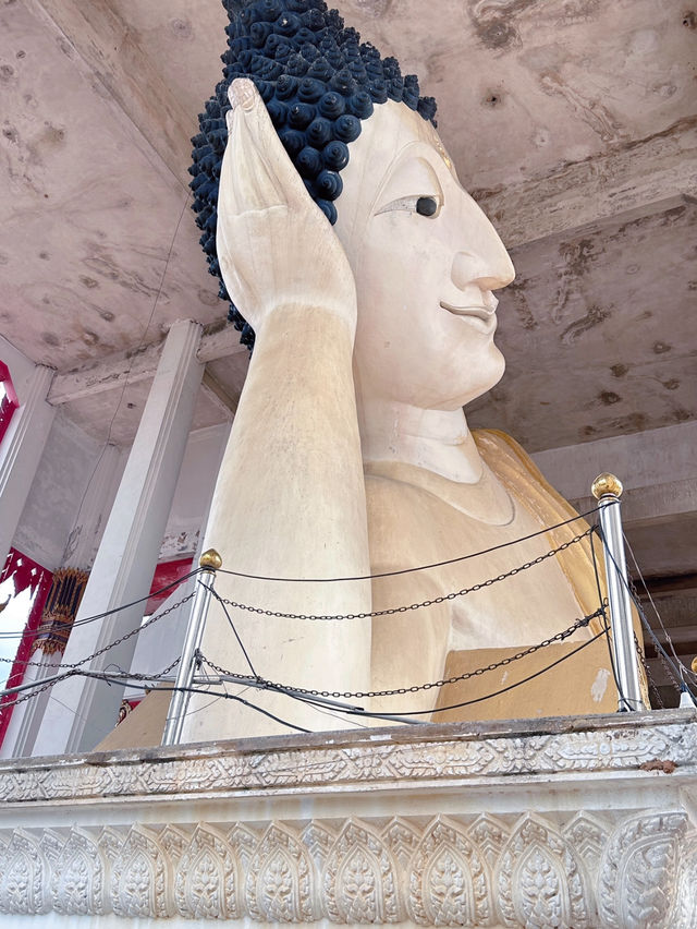 ไหว้พระนอน วัดหาดใหญ่ใน