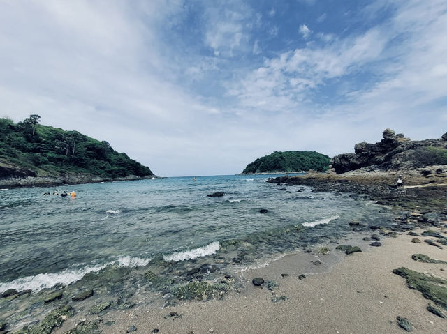 Ya Nui Beach หาดเล็กที่ไม่ลับบนเกาะภูเก็ต