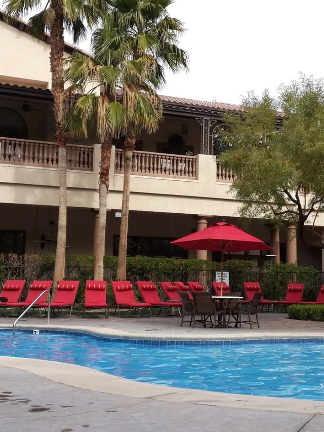🎰 조용한 휴식과 카지노를 함께 – 투스카니 스위트 & 카지노 (Tuscany Suites & Casino