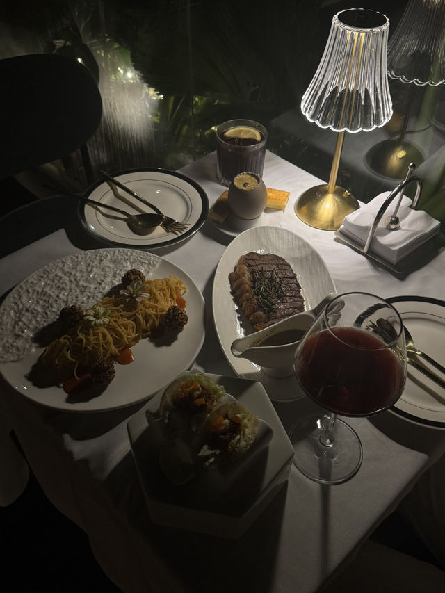 ✨🍽 Untitled House 
