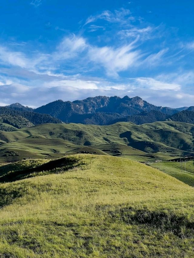Kalajun in Xinjiang, Rolling Hills and Peaceful Feels