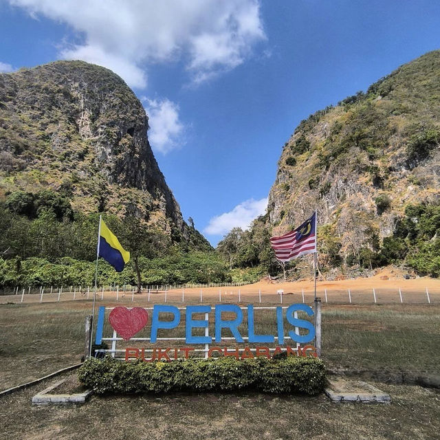 🌄 Let’s Go to Bukit Chabang – Perlis’ Hidden Hilltop Escape!
