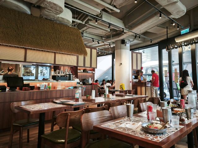 新開張的泰式靚裝餐廳 新開張的泰式靚裝餐廳