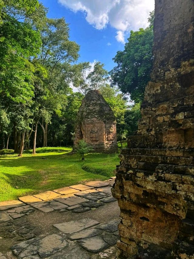 Sambor Prei Kuk: The Pre-Angkorian Sacred Forest of Temples 🇰🇭