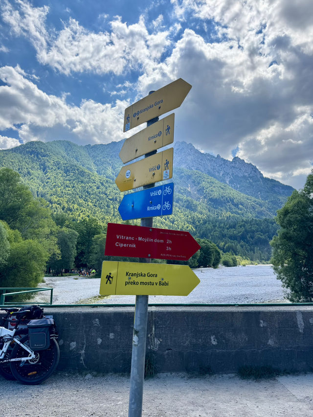 THIS SECRET ABOUT SWIMMING IN LAKE JASNA WILL BLOW YOUR MIND! THIS SECRET ABOUT SWIMMING IN LAKE JASNA WILL BLOW YOUR MIND!