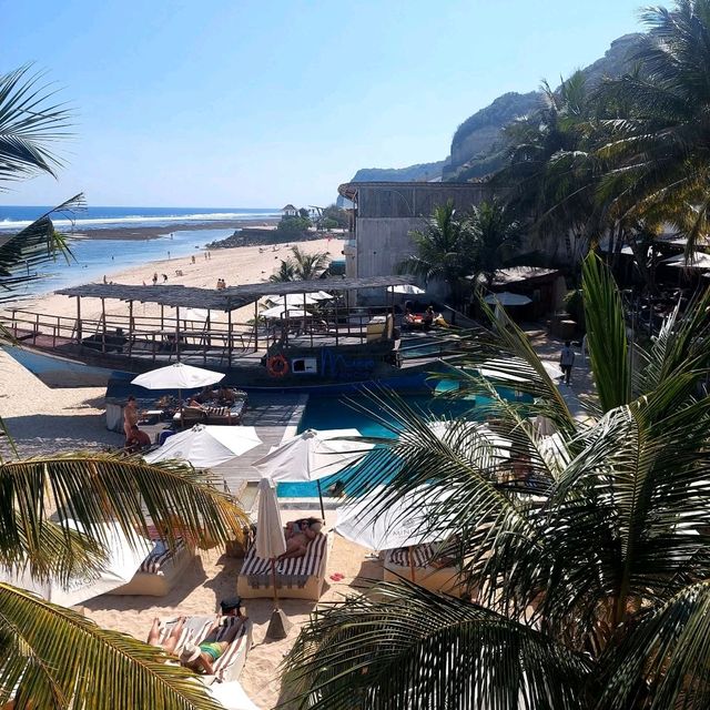 “Magus Warung: Flavors by the Sea at Melasti Beach” “Magus Warung: Flavors by the Sea at Melasti Beach”