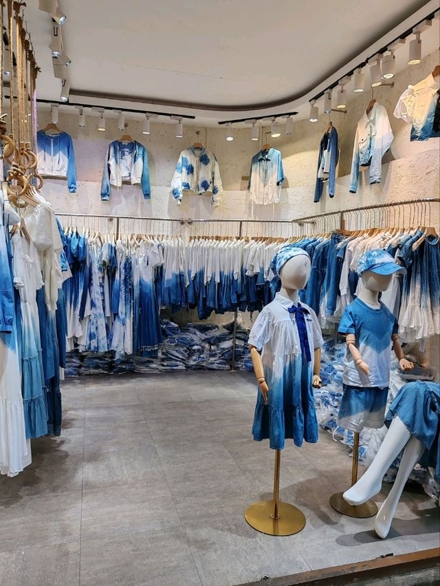 Dali Shuanglang, Yunnan: A Haven of Unique Boutiques You Can't Get Enough Of