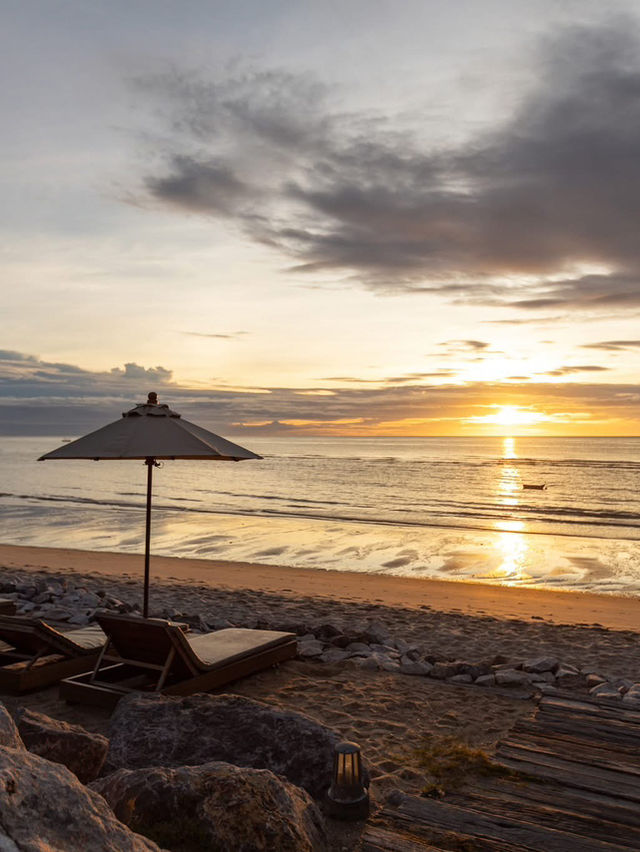 Devasom Huahin ที่พักสุดคลาสสิกบรรยากาศริมทะเล