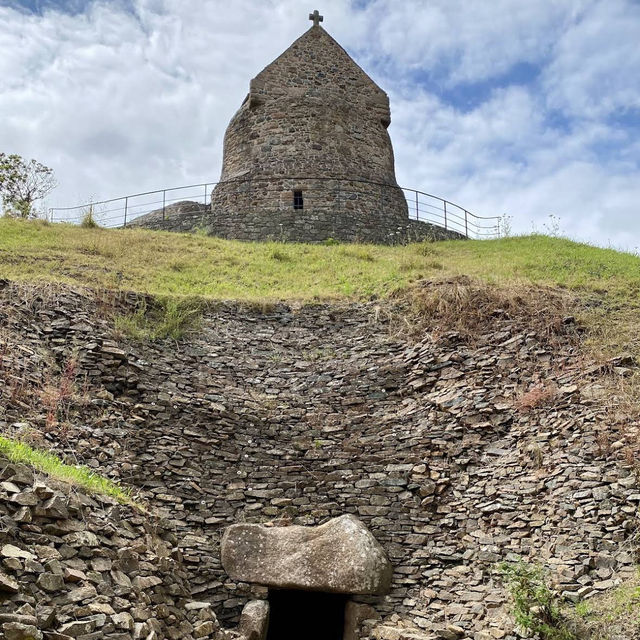 La Hougue Bie Museum – Ancient Passage Tomb and  Heritage Site of Jersey La Hougue Bie Museum – Ancient Passage Tomb and  Heritage Site of Jersey