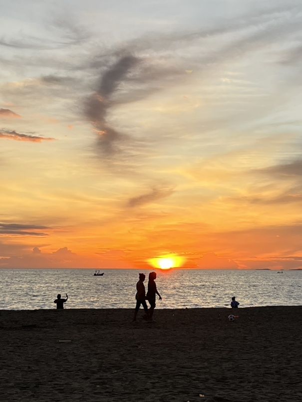 Pattaya Perfect Day 2: Temples, Toys & Thai Hot Pot! 🌅🛍️🍲