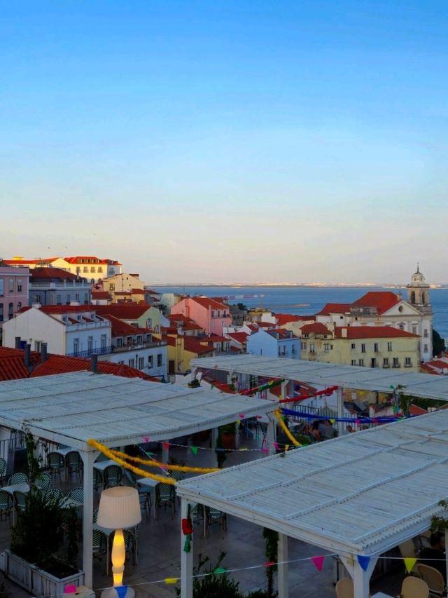 리스본 여행 : 산타루치아 전망대 🇵🇹