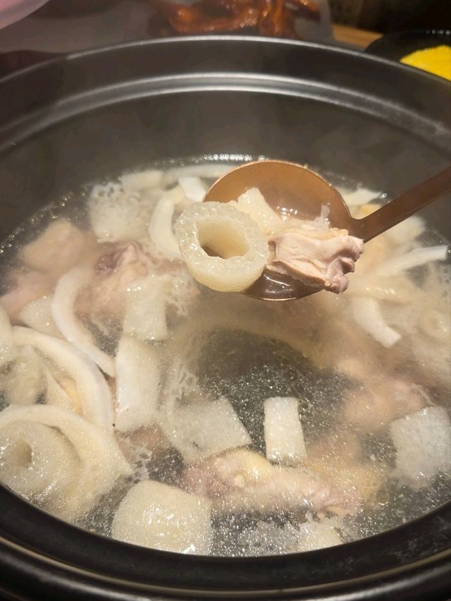 雞煲打邊爐 食材新鮮任你揀🫕