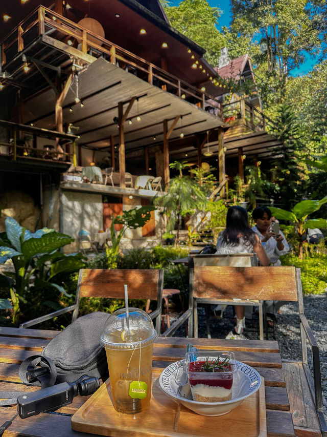 The best time to visit Mae Kampong Village is during the cool and dry seaso The best time to visit Mae Kampong Village is during the cool and dry seaso