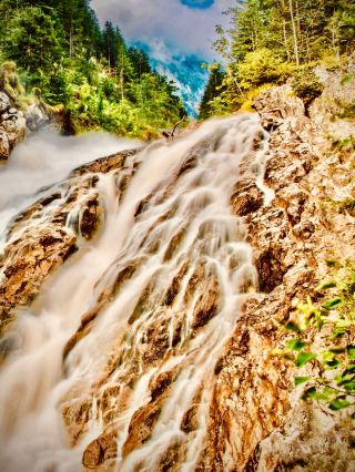 Taiwan Hualien Taroko Shakadang Trail Mossy Marble Gorgeeasytravelpost #Taroko #ShakadangTrail #Mar